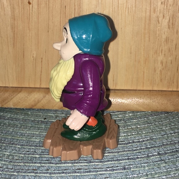 Vintage McDonalds Sleepy Dwarf Figurine - Picture 5 of 7